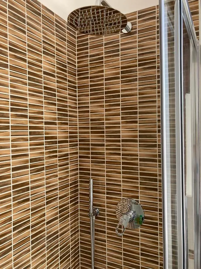 Nocleg ze śniadaniem Room Saronno + B&B