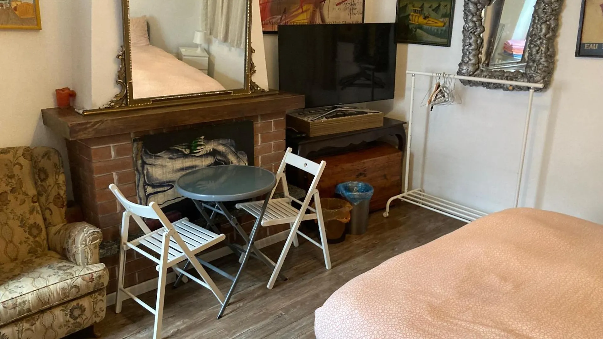 Room Saronno + B&B Nocleg ze śniadaniem
